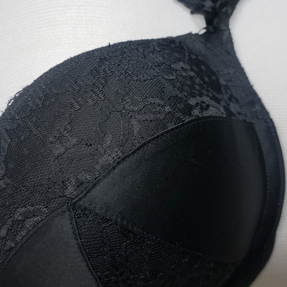 Victoria's Secret strappy push up bra 34D - Picture 2 of 8